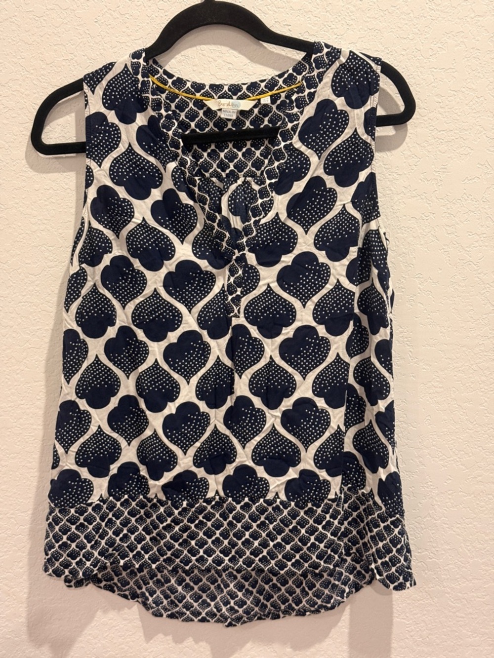Sleeveless Navy and White Patterned Women's Top